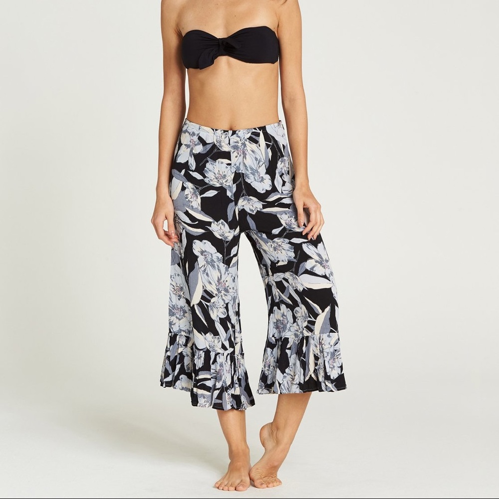 NEW Billabong Strange Talk Crop Pant